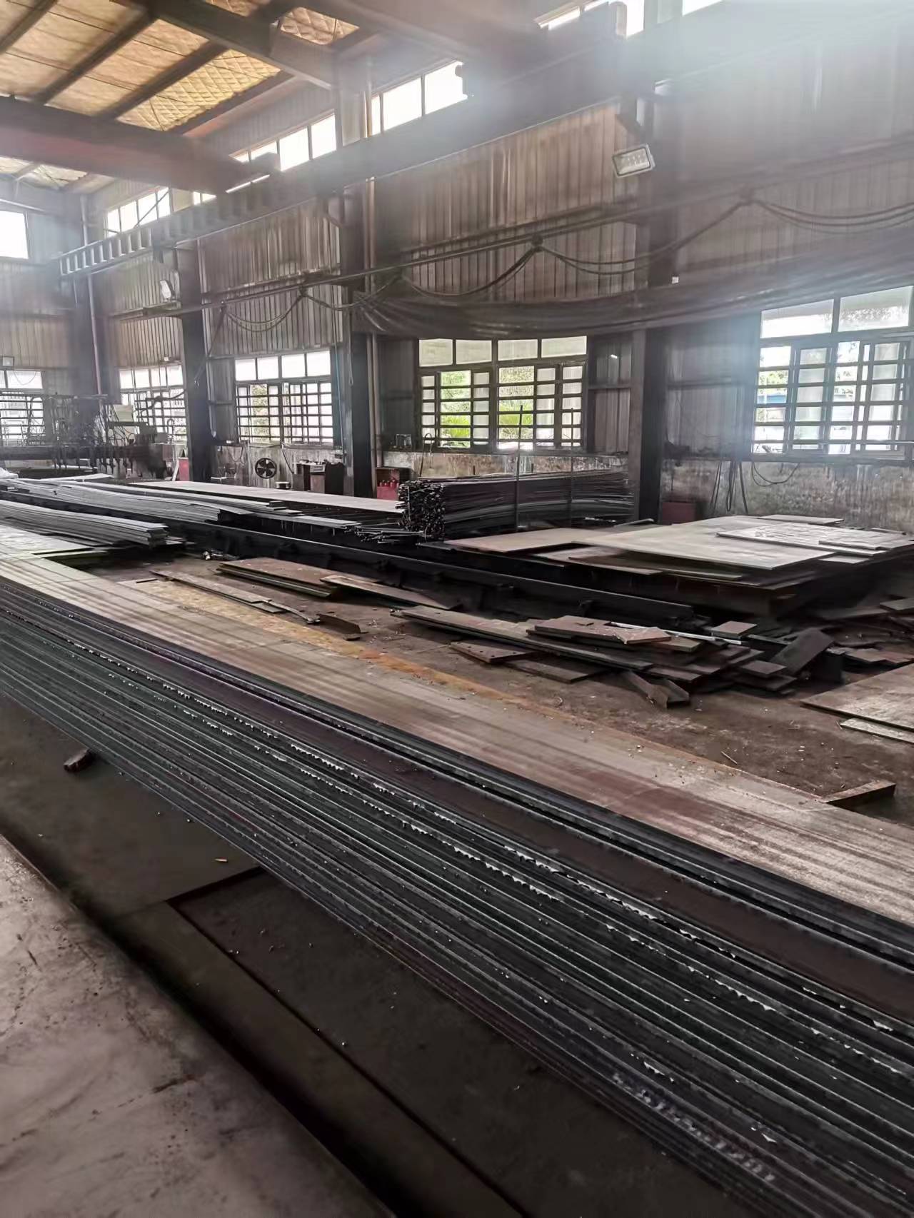 上海鋼結構完成安裝13585605056周先生 上海鋼結構完成安裝13585605056周先生